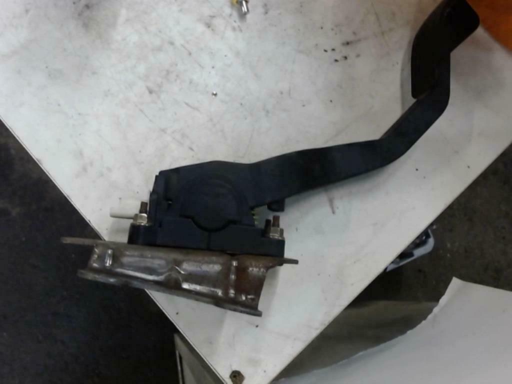 Potentiomètre de pédale de gaz d'accélérateur Peugeot 206, Autos : Pièces & Accessoires, Autres pièces automobiles, Enlèvement ou Envoi