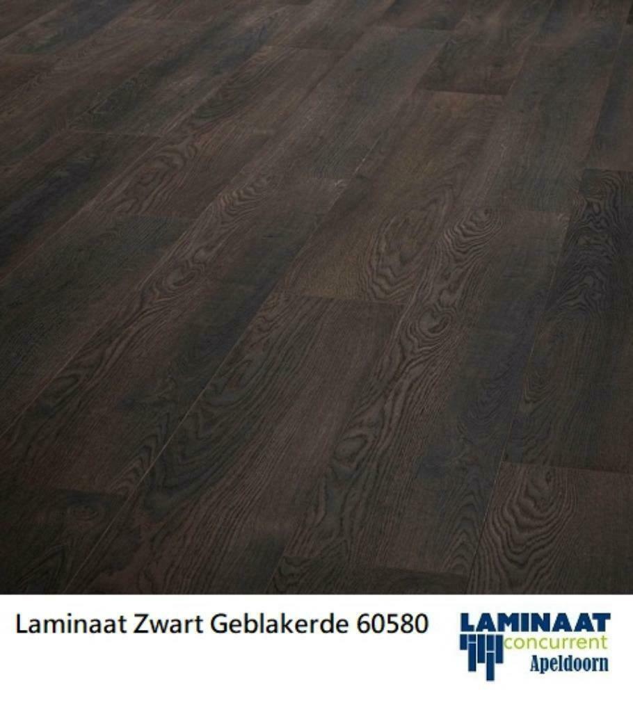 Laminaat Zwart Geblakerde Eik 60580 8mm dik met 4V-groev, Huis en Inrichting, Stoffering | Vloerbedekking, Nieuw, Laminaat, Bruin