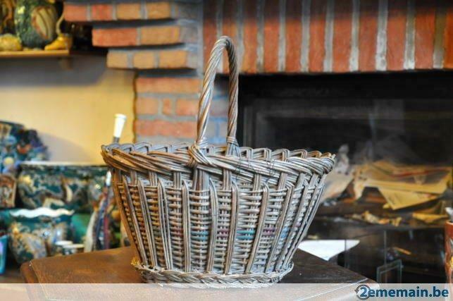 ancien panier en rotin, Maison & Meubles, Accessoires pour la Maison | Plataux & Paniers, Enlèvement ou Envoi, Utilisé, Panier