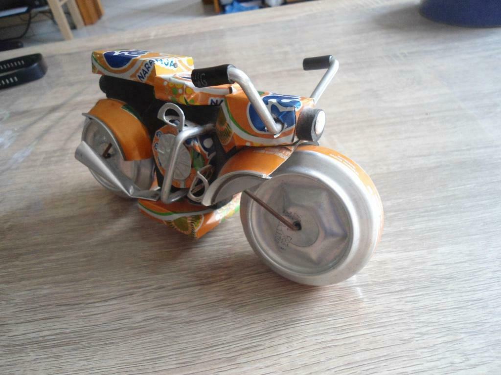 Belle Moto réalisé a partie d'une canette Fanta Belle réali, Collections, Enlèvement ou Envoi, Utilisé, Motos