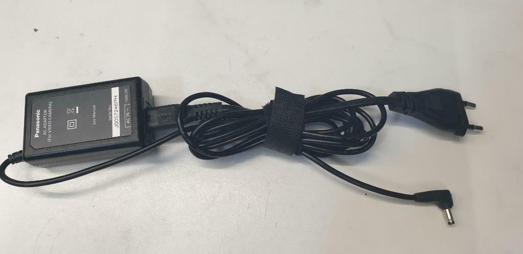jw0951: AC adaptor batterij lader van panasonic VSK0712, Ophalen of Verzenden, Zo goed als nieuw