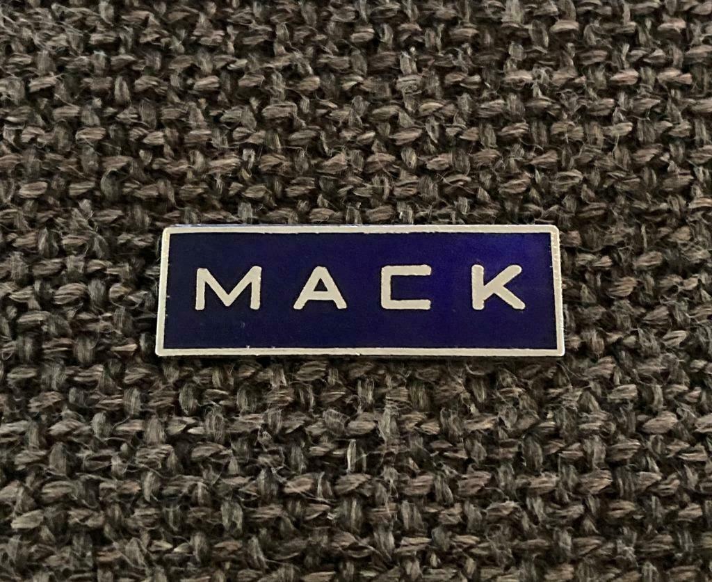PIN - MACK - TRUCK - CAMION, Envoi, Utilisé, Transport, Insigne ou Pin's