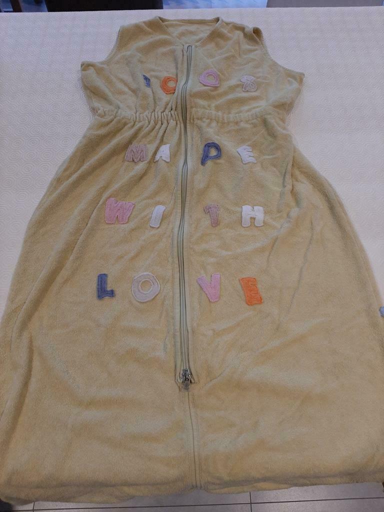 Slaapzak (onderaan knoopjes om te verkleinen), maat 110, 7€, Kinderen en Baby's, Ophalen of Verzenden, Gebruikt, 100 cm of meer