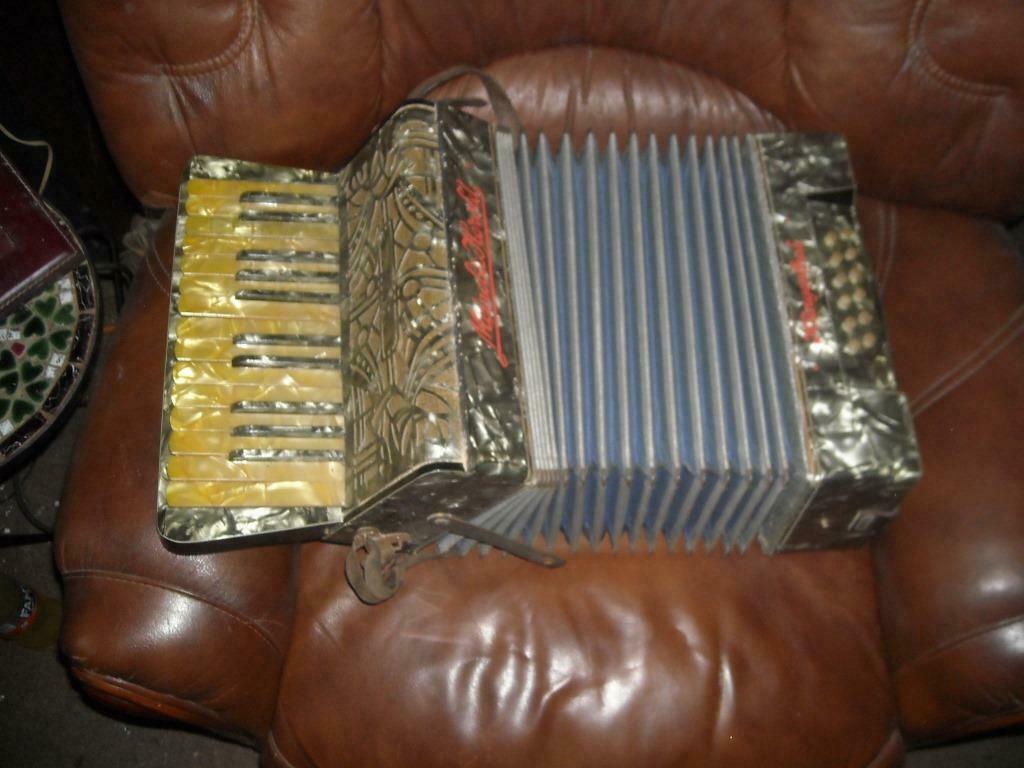 Antieke accordeon Meinel & Herold Klingenthal, Enlèvement, Utilisé, Accordéon à touches, Avec bretelles