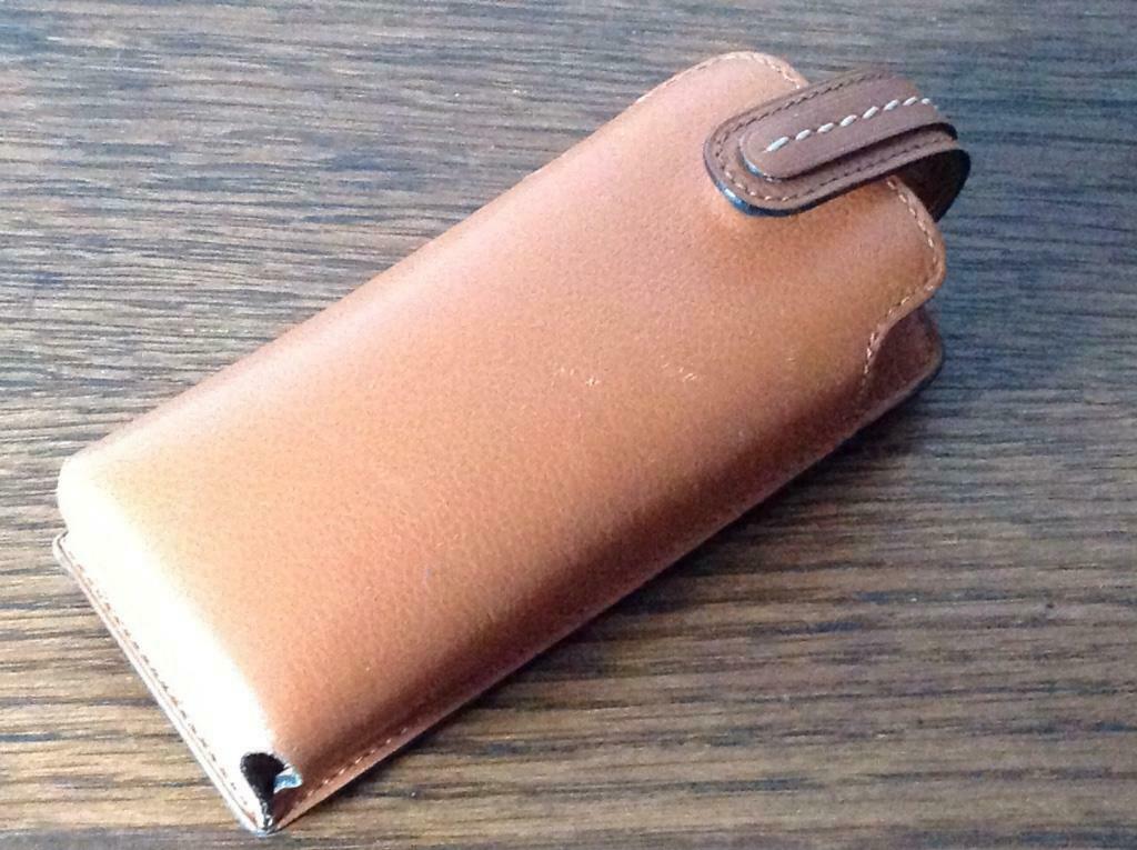 Delvaux gsmtasje, Enlèvement ou Envoi, Utilisé, Beige, Autres types