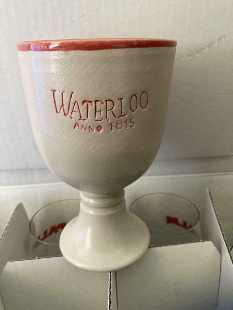 Waterloo bierglas in aardewerk, Verzamelen, Ophalen of Verzenden, Nieuw, Bierglas