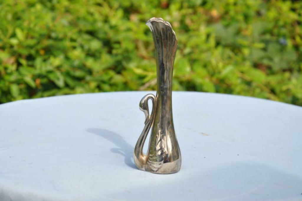 § vase soliflore cygne en metal, Antiquités & Art, Enlèvement ou Envoi