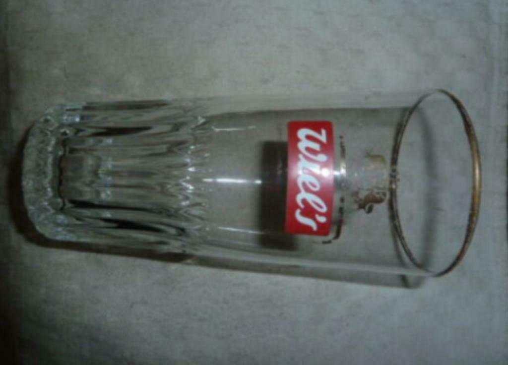#N bier glas WIEL 'S 33cl " groot " Brij. Wielemans Ceuppens, Verzamelen, Glas en Drinkglazen, Gebruikt, Bierglas, Ophalen of Verzenden