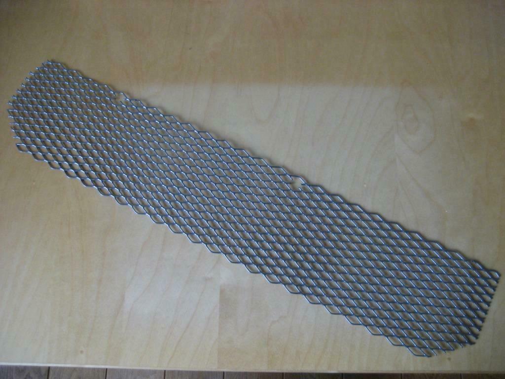 Voorbumperrooster midden groot  Suzuki Jimny 1998/2005, Auto-onderdelen, Ophalen, Nieuw, Suzuki