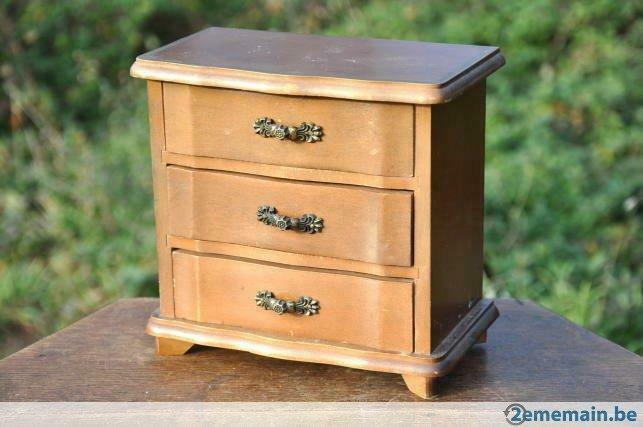 boite a bijoux musicale en bois commade 3 tiroirs, Enlèvement ou Envoi, Utilisé