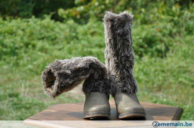 paire de botte d'hiver fourrée pointure 37, Vêtements | Femmes, Enlèvement ou Envoi, Porté, Boots et Botinnes