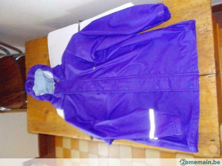veste + pantalon imperméable à la pluie et au vent 7/8ans, Enfants & Bébés, Utilisé, Manteau