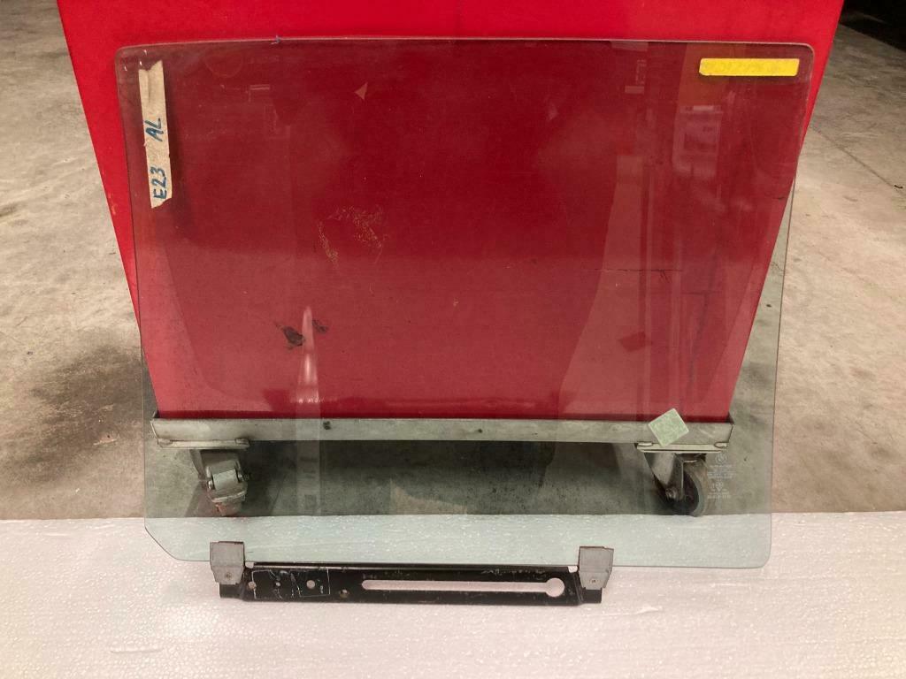 BMW Alpina E23 - ruit deur achter links-groen getint - NIEUW, Ophalen, Nieuw, BMW