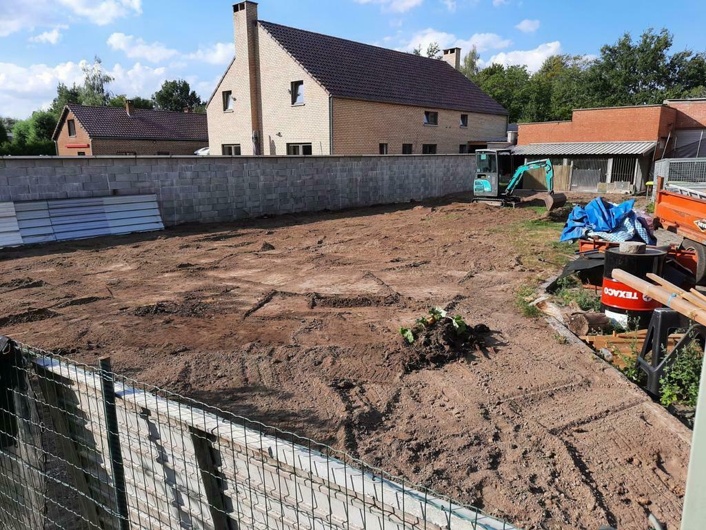 Mini pelle 3t a louer avec opérateur  terrassement jardins, Articles professionnels, Enlèvement ou Envoi, Dumper