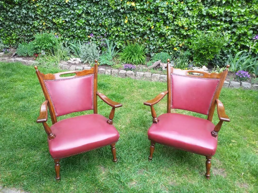 2 chaise en skai rouge bois ancien confortable des années 19, Vintage camp kitsch fifties nostalgie vroeger uniek, Enlèvement ou Envoi