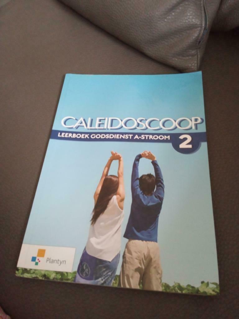 Schoolboek godsdienst caleidoscoop 2, Ophalen of Verzenden, Zo goed als nieuw, Christendom | Katholiek