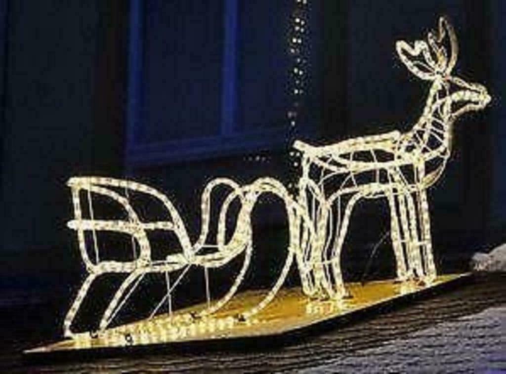 Kerstverlichting Nieuwe Rendier Met Slee Voordeelaanbieding!, Ophalen of Verzenden, Nieuw