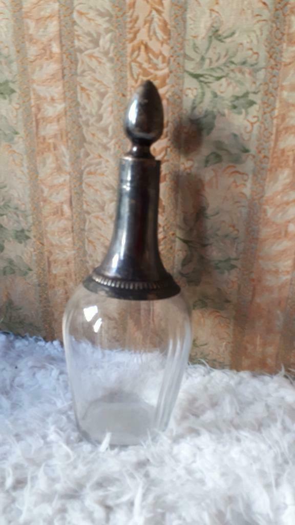 Carafe ancienne bouchon en argent