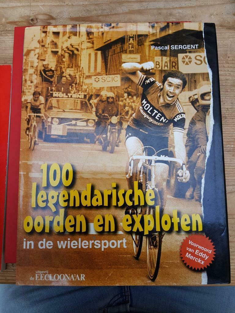 100 legendarische oorden en exploten wielersport  EECLONAAR, Ophalen of Verzenden, Gelezen, Lopen en Fietsen