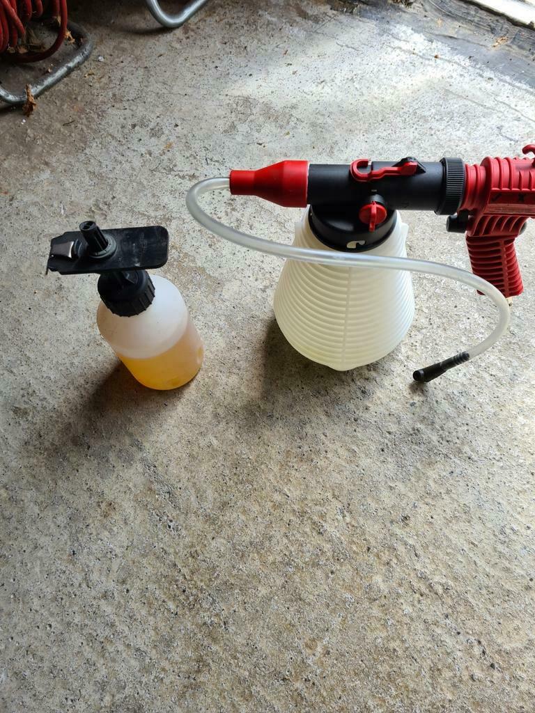 Purgeur de freins, Enlèvement ou Envoi, Comme neuf