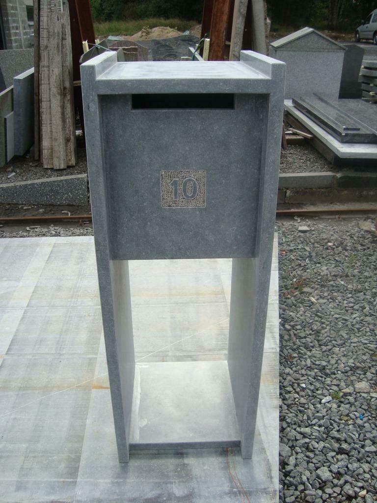 Boîte aux lettres en pierre bleue belge, Enlèvement