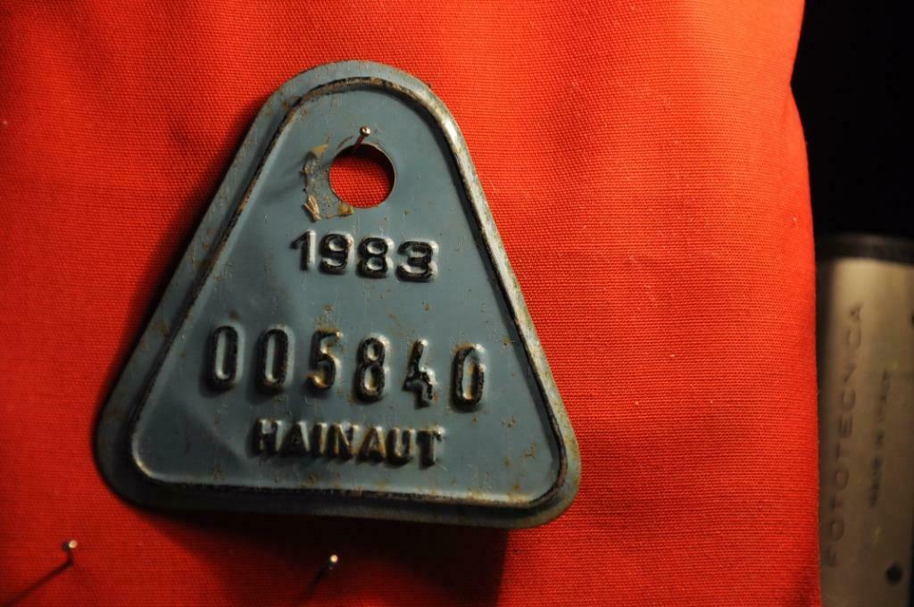 plaque de velo hainaut 1983 (1), Ophalen of Verzenden, Gebruikt