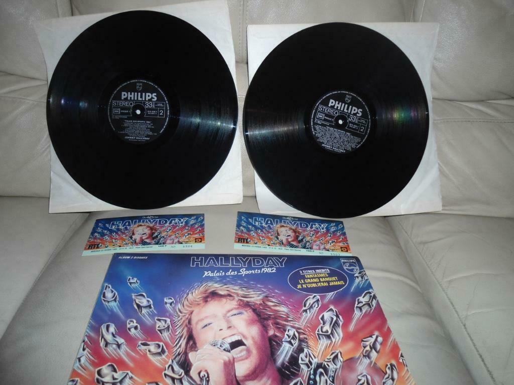 Double 33 Tours Johnny en concert de 1982 Lille + 2 Tickets, Ophalen of Verzenden, Gebruikt, Overige formaten, Poprock