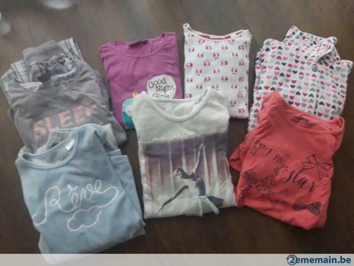 Lot de pyjamas 10 ans - 2 de gauche vendus rêve et sleep, Enlèvement, Utilisé, Fille, Vêtements de nuit ou Sous-vêtements