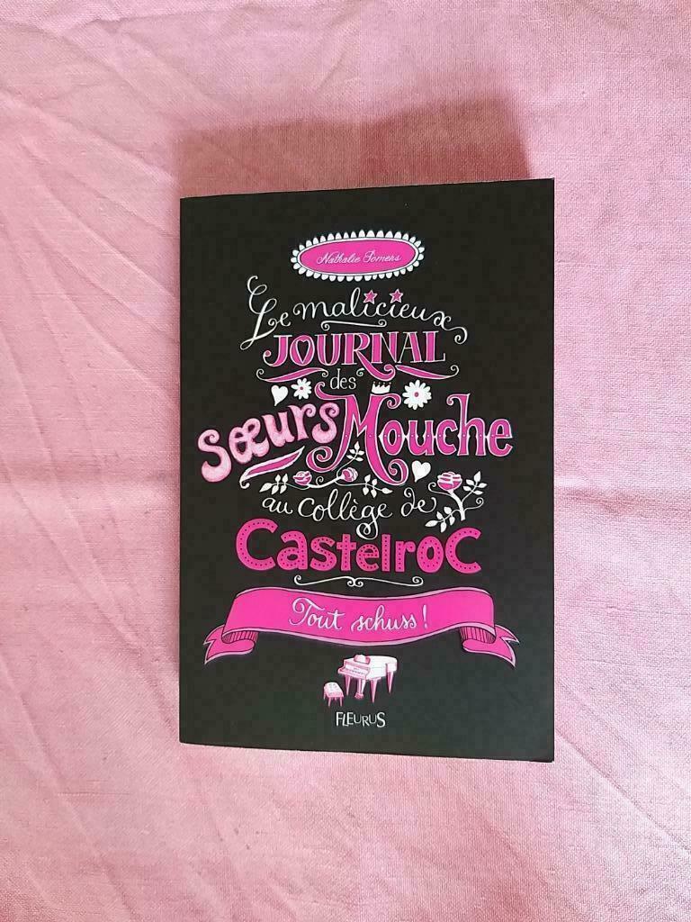 Het kwaadaardige dagboek van de zusters Mouche op de middelb, Ophalen of Verzenden, Zo goed als nieuw, Nathalie Somers