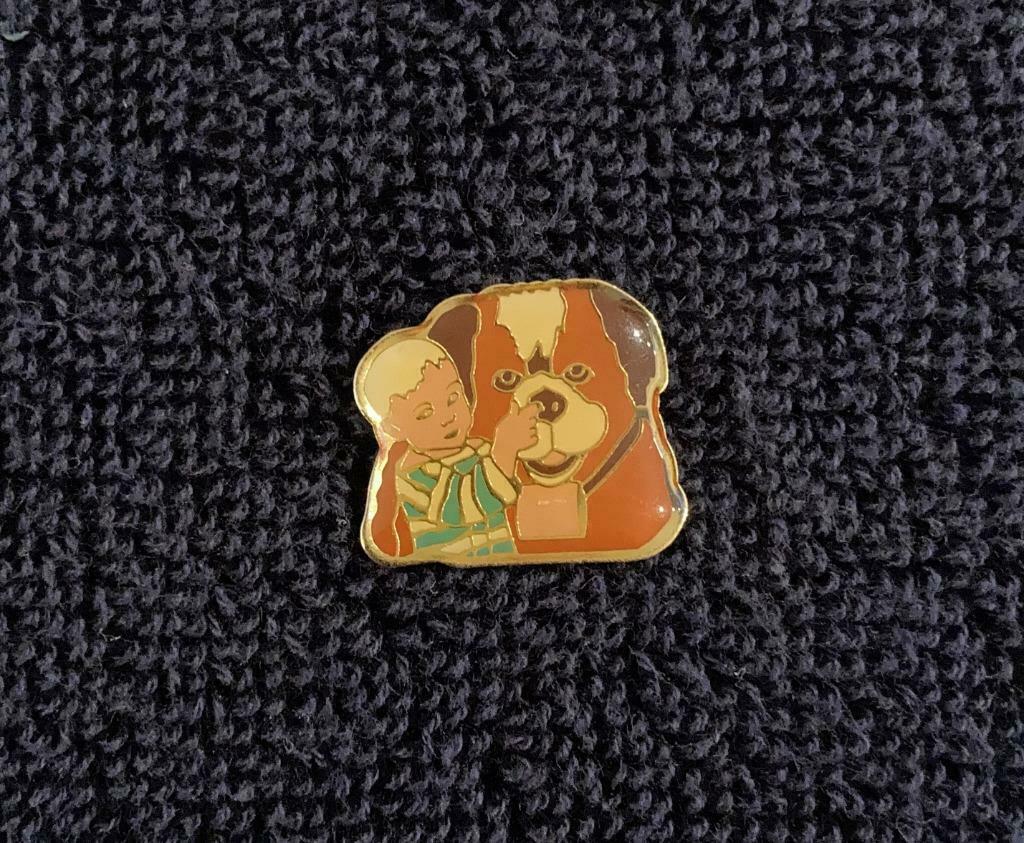 PIN - LOTUS - SAINT-BERNARD, Envoi, Comme neuf, Marque, Insigne ou Pin's