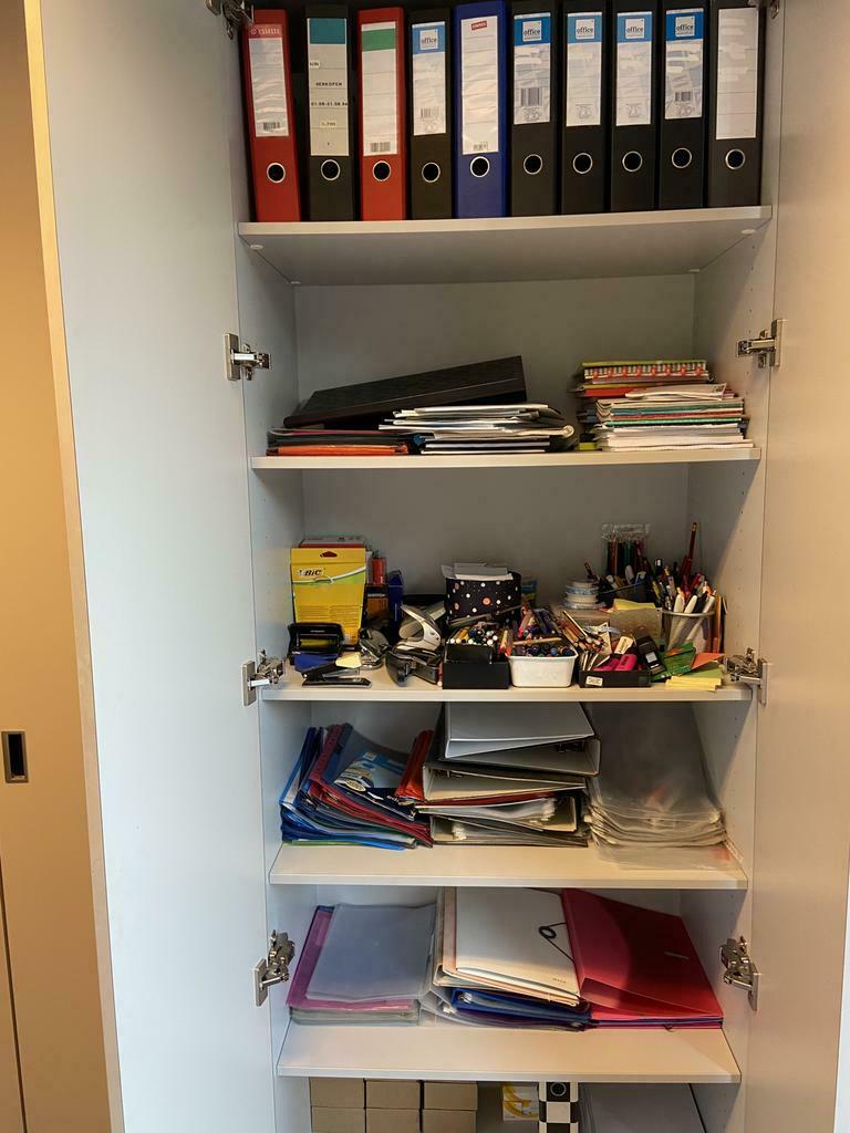 Divers kantoormateriaal (ook veel classeurs), Articles professionnels, Enlèvement ou Envoi