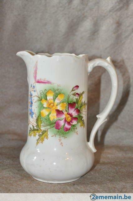 pichet fleuri maastricht "vintage", Antiquités & Art, Enlèvement ou Envoi