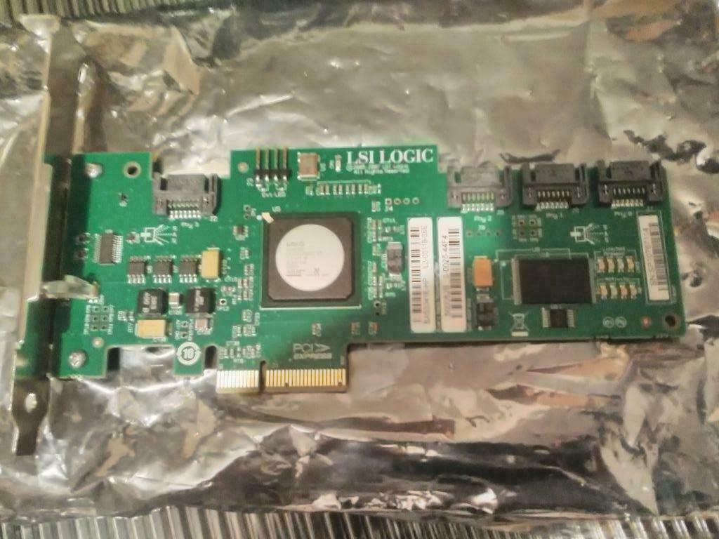 Carte contrôleur SASLSI Logic SAS3041E-HP  4xSATA (SAS 3Gb/s, Enlèvement ou Envoi, HDD, Interne, Utilisé