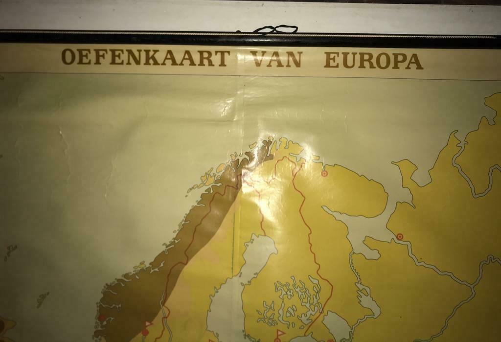 oude schoolkaart Europa, Ophalen