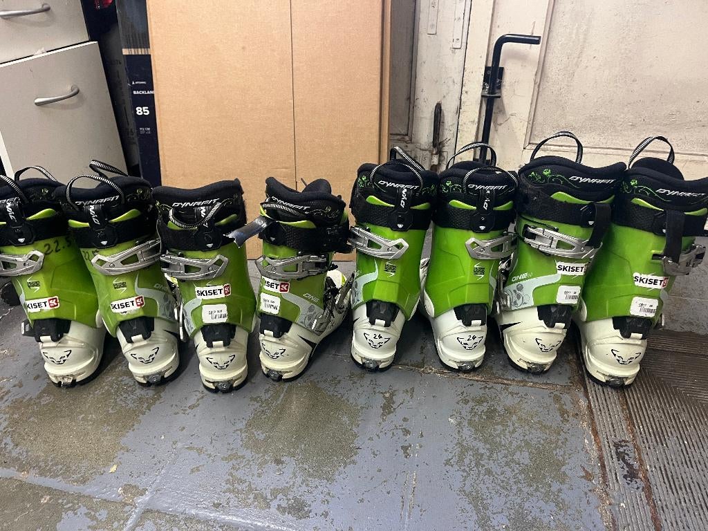Bottes de ski Daynit NEO U - 22.5-23.5-24.0-26.0, Moins de 100 cm, Autres marques, Carving, Enlèvement ou Envoi