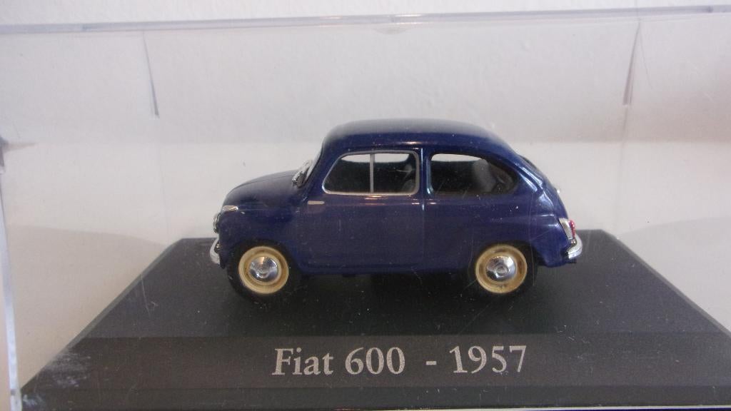 FIAT 600 1957 .1/43 IXO NEUVE EN VITRINE RBA, Hobby & Loisirs créatifs, Voitures miniatures | 1:43, Neuf, Voiture, Autres marques