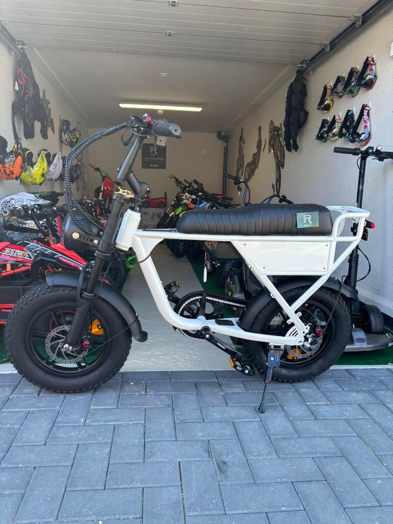 White Edition Fatbike Ouxi C63 Mini Nieuw in Zwart&Wit 2025!, Ophalen, Nieuw