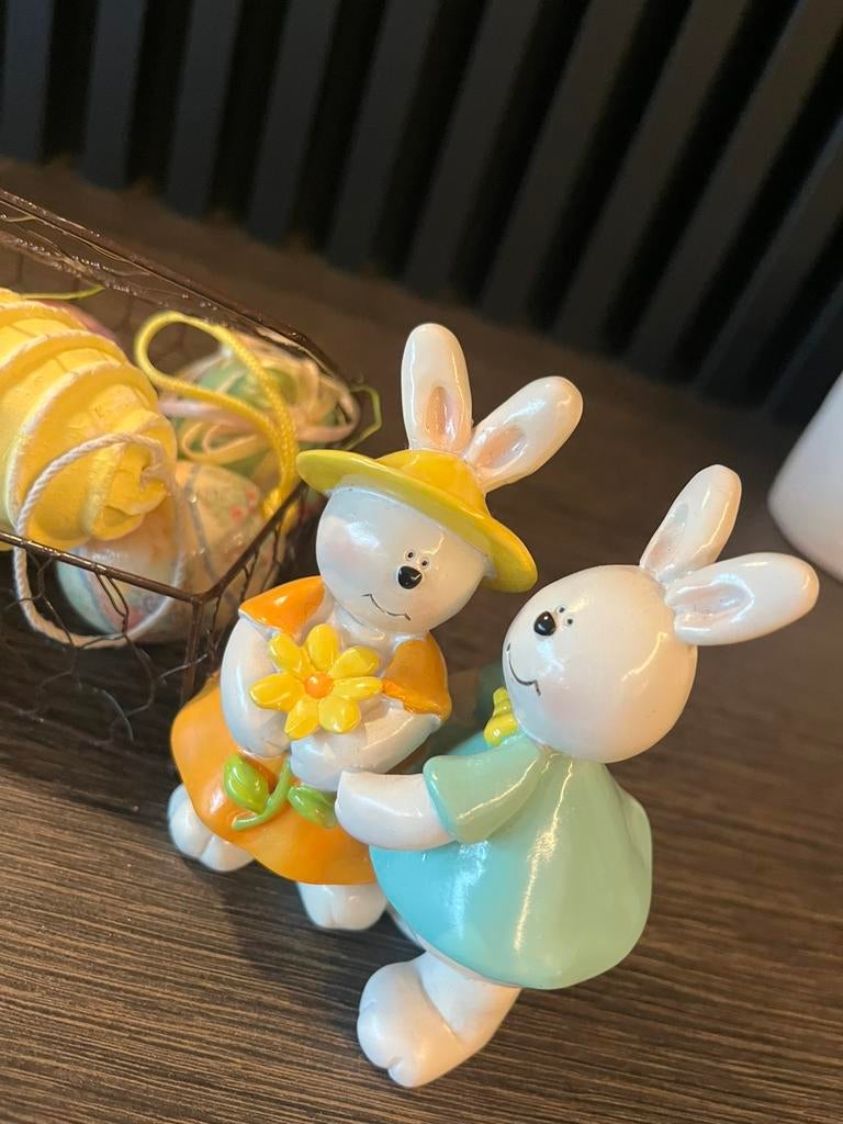 Doos met paasfiguren en eitjes, Ophalen of Verzenden, Zo goed als nieuw