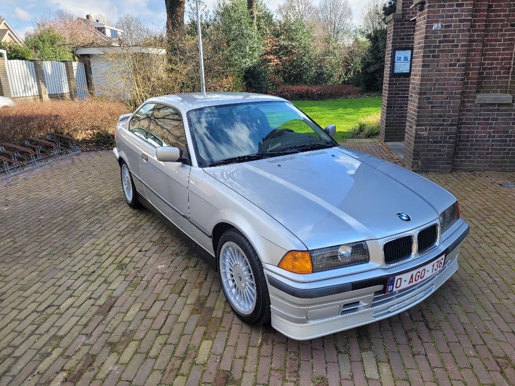 BMW 320ia Coupe BJ 1992 (ALPINA uitgevoerd), Auto's, BMW, Automaat, 110 kW, Alcantara, Climate control
