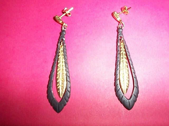 Prachtige nieuwe oorbellen, Bijoux, Sacs & Beauté, Boucles d'oreilles, Enlèvement ou Envoi, Neuf, Noir, Or