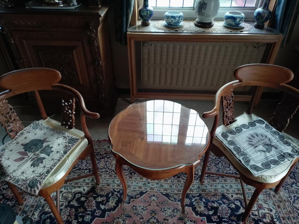 Ensemble chaises et table, Enlèvement