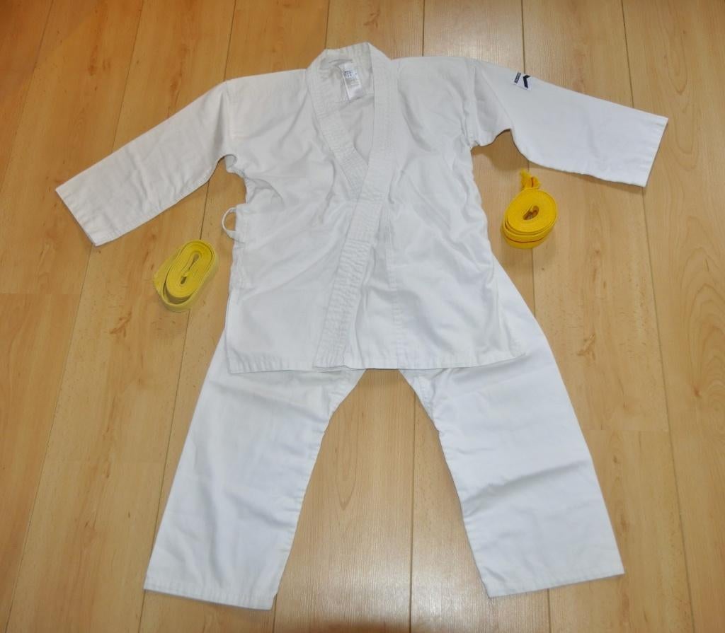 Kimono judo/karaté enfant t.130 cm mixte, Enlèvement ou Envoi, Utilisé, Decathlon, Garçon ou Fille