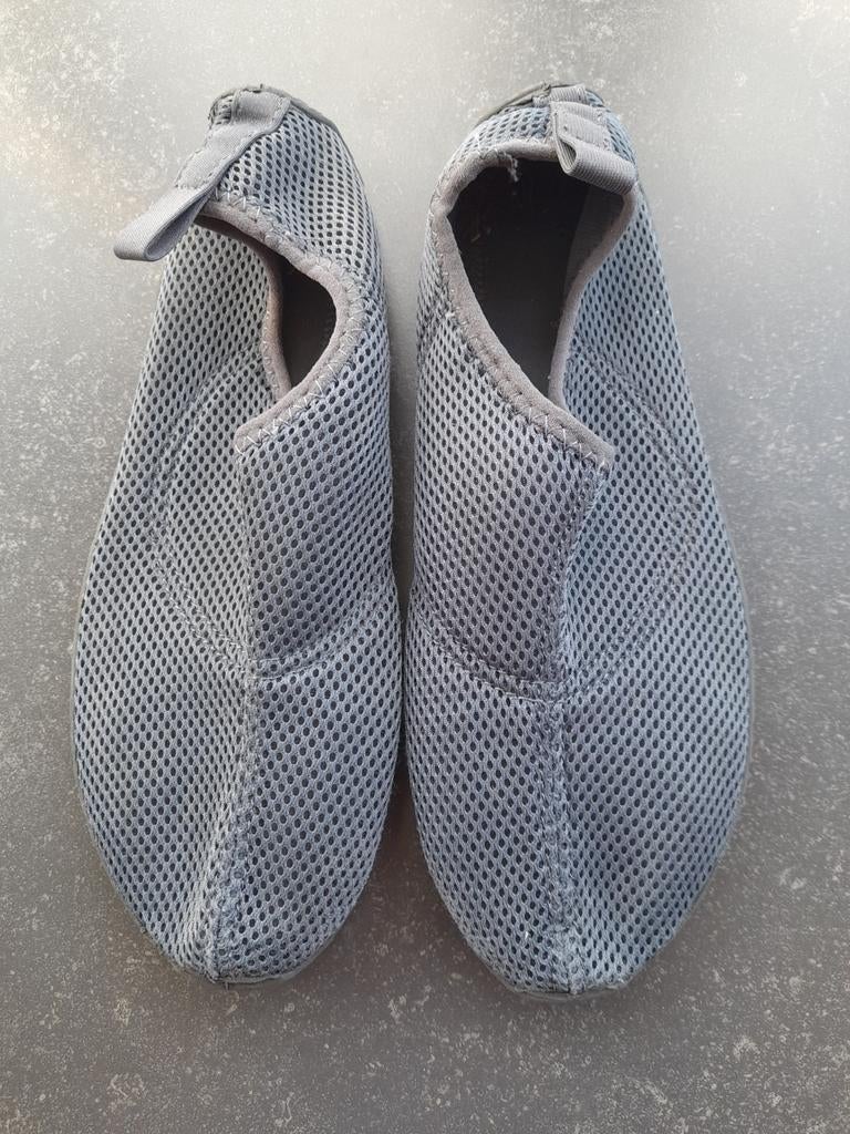 Waterschoenen mt38-39, Ophalen of Verzenden, Zo goed als nieuw