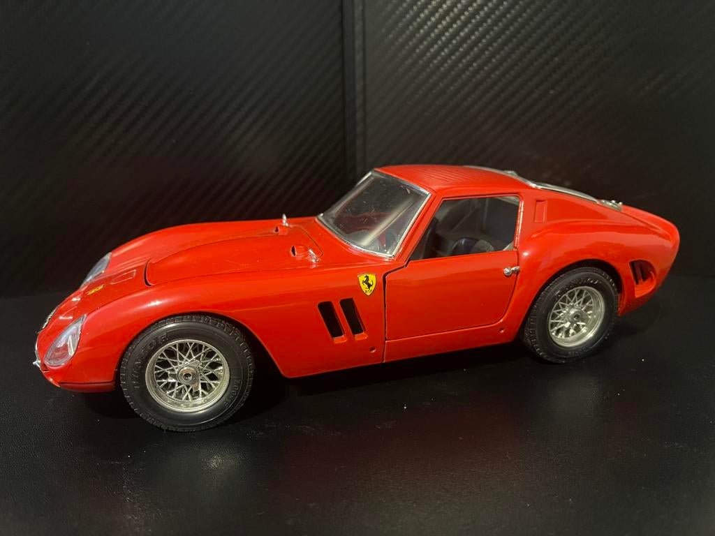 Ferrari 250 GTO 1962 1/18ème, Collections, Enlèvement ou Envoi, Comme neuf