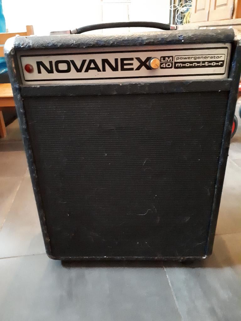 novanex actieve vintage speakers, Audio, Tv en Foto, Luidsprekerboxen, Ophalen, Gebruikt, 60 tot 120 watt, Front, Rear of Stereo speakers