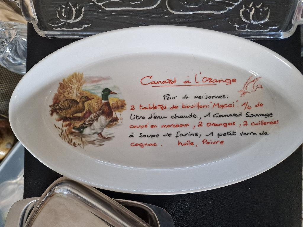 Plat Pillivuyt en porcelaine française Canard à l'orange, Antiquités & Art, Antiquités | Porcelaine, Enlèvement ou Envoi
