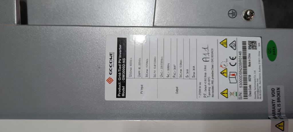 Omvormer Goodwe GW3000D-NS, Elektronische apparatuur, Ophalen, Zo goed als nieuw
