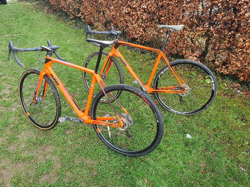 2 KTM Canic 55 cm carbon gravel-cyclo crossfietsen - sram, Fietsen en Brommers, Fietsen | Heren | Sportfietsen en Toerfietsen