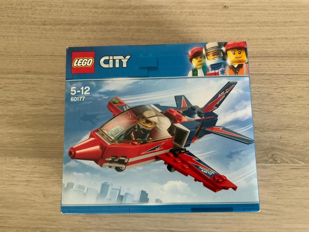 Lego CITY 60177 Vliegshowjet 5-12j, Ophalen, Zo goed als nieuw, Complete set, Lego