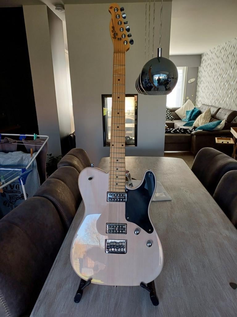 Harley Benton TE-90 Flt avec mise à niveau, Enlèvement ou Envoi, Comme neuf, Solid body, Autres marques